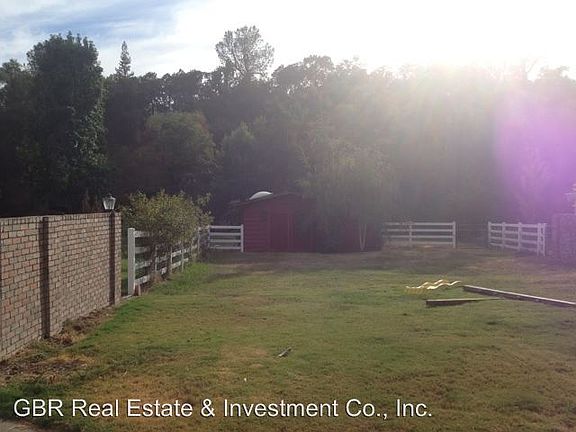 3rd image of 6850 Oak Ave