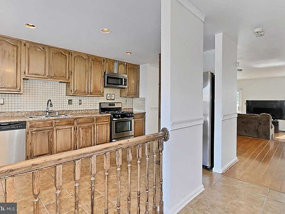 4th image of 16781 Capon Tree Ln