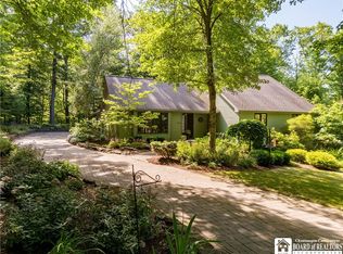 4560 Sunrise Dr, Bemus Pt, NY