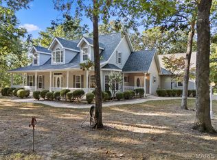 100 Snow Hill Ln, Troy, MO 63379