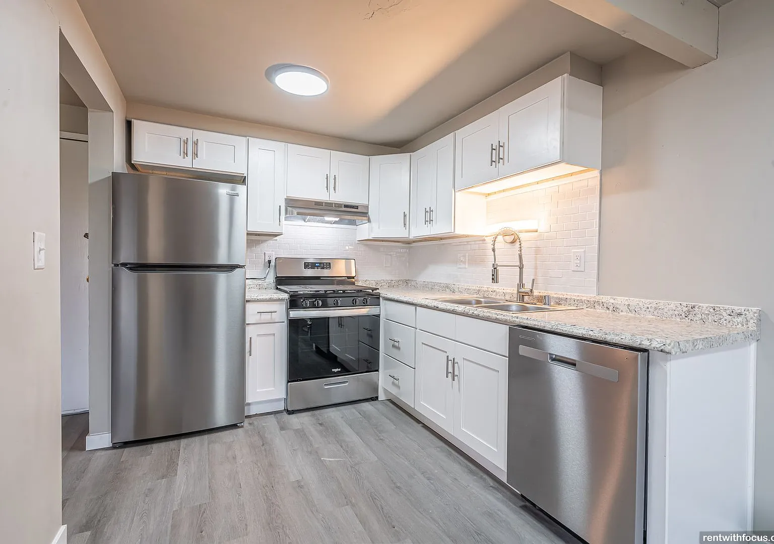 Apple Ridge Apartments — Photo 1