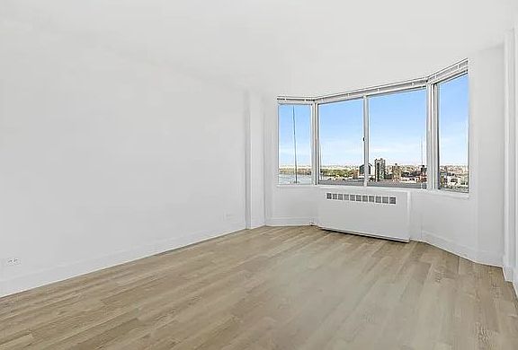 3rd image of 1735 York Ave APT 36B