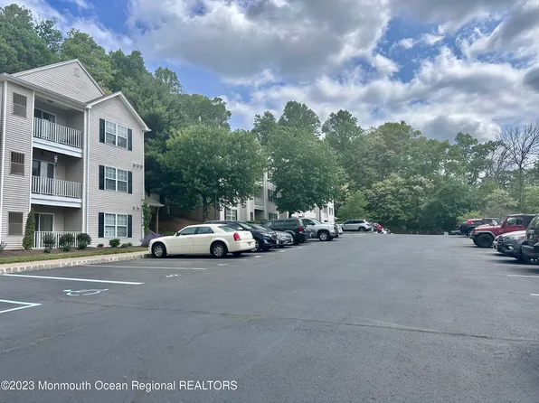 1236 King Court, Green Brook, NJ 08812