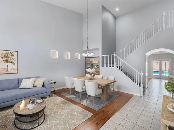 4832 Pounding Surf Ave, Las Vegas, NV 89131