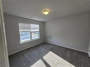 647 Skye Dr — Photo 12