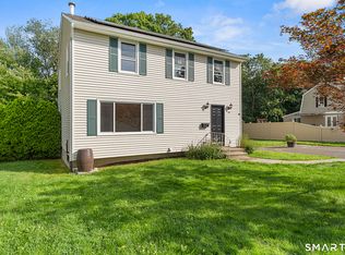 515 Gracey Ave, Meriden, CT 06451