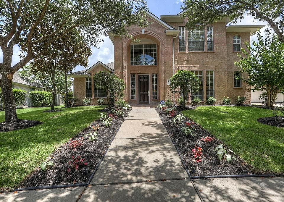 1st image of 16306 Canyon Mills Ct