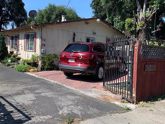 5th image of 72 Buchanan Ct