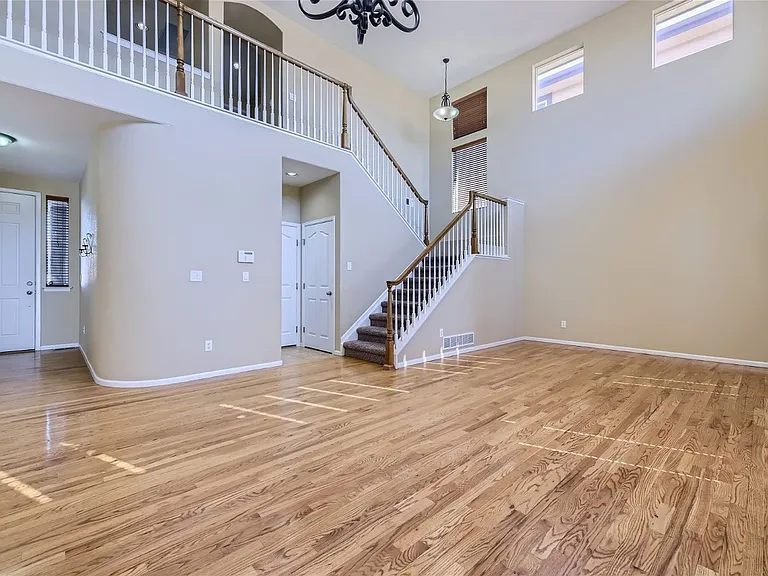10679 Cedarcrest Cir — Photo 5