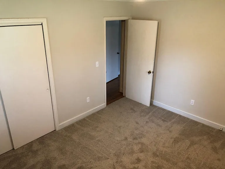 120 Womack Ave — Photo 8
