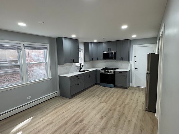 3rd image of 3527 W 57th St Unit 1