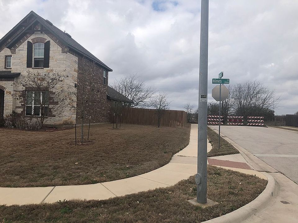 2nd image of 21408 Hines Ln