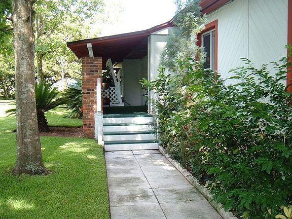 3rd image of 1011 N Palm Ave