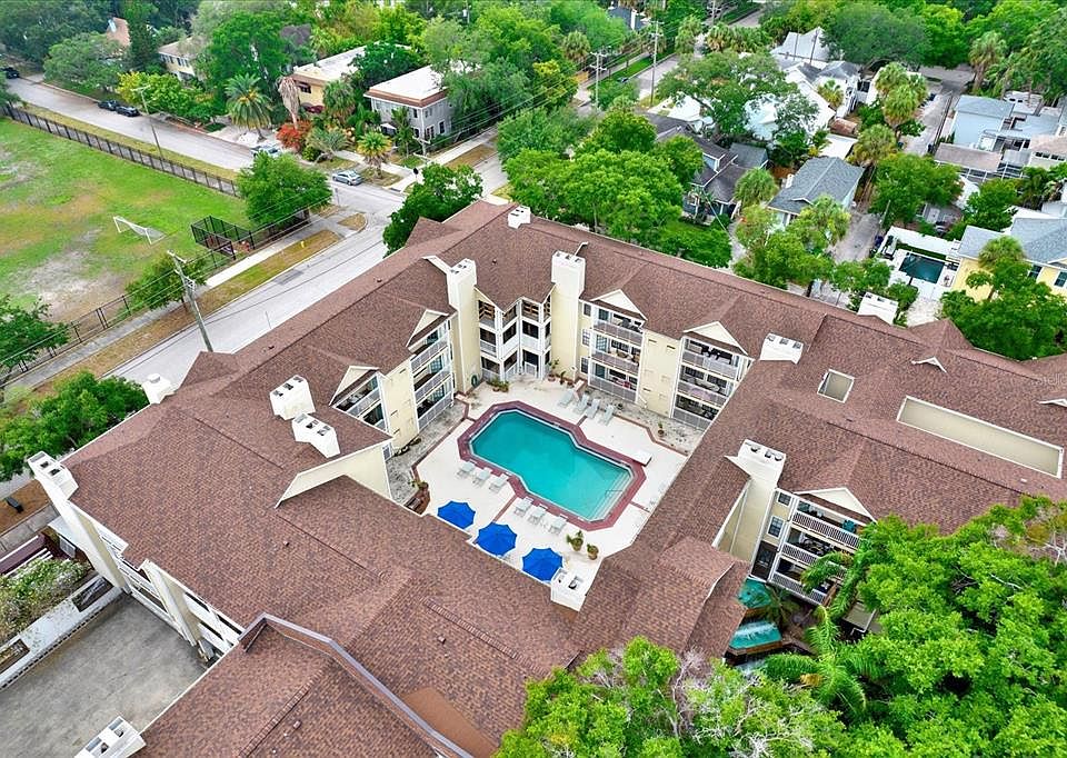 1st image of 1000 W Horatio St APT 212