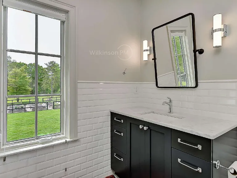 9705 Saddle Ave — Photo 64