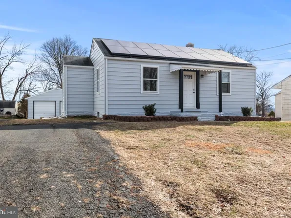 1196 N State St, Pottstown, PA 19464