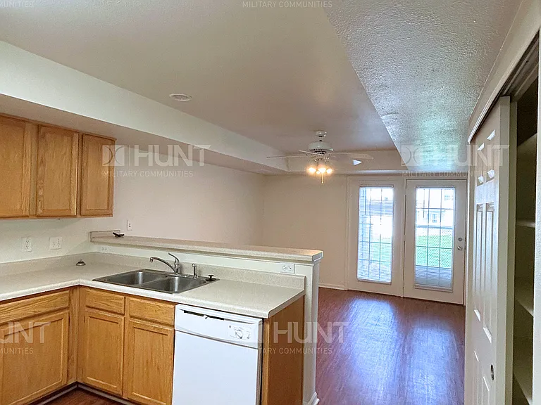 3031 Birch Ct — Photo 5