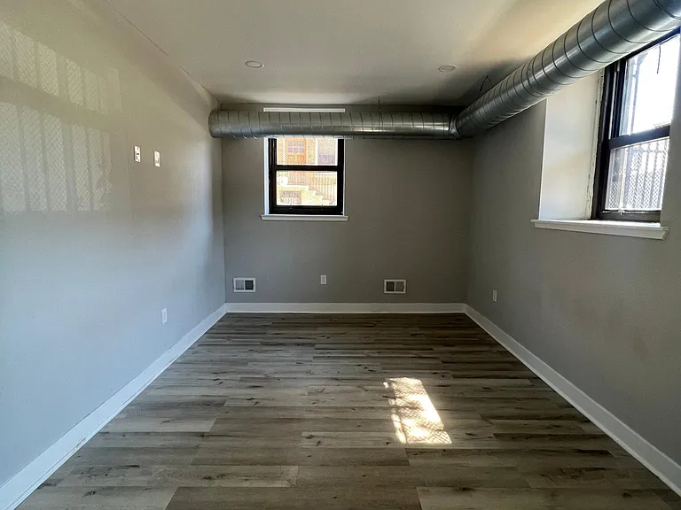 1507 S 17th St #B105 — Photo 11
