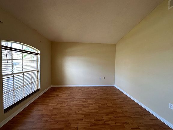 3rd image of 857 Blanc Ct