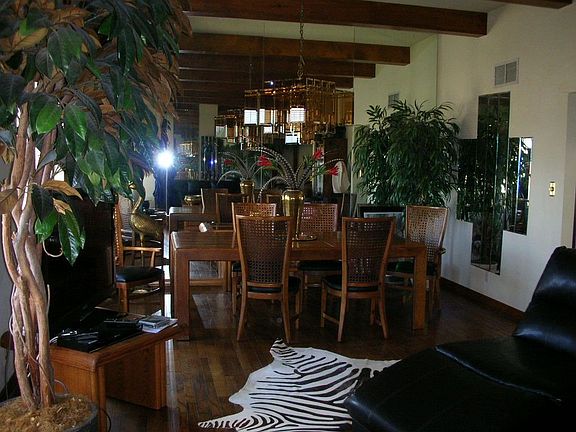great room-dining area