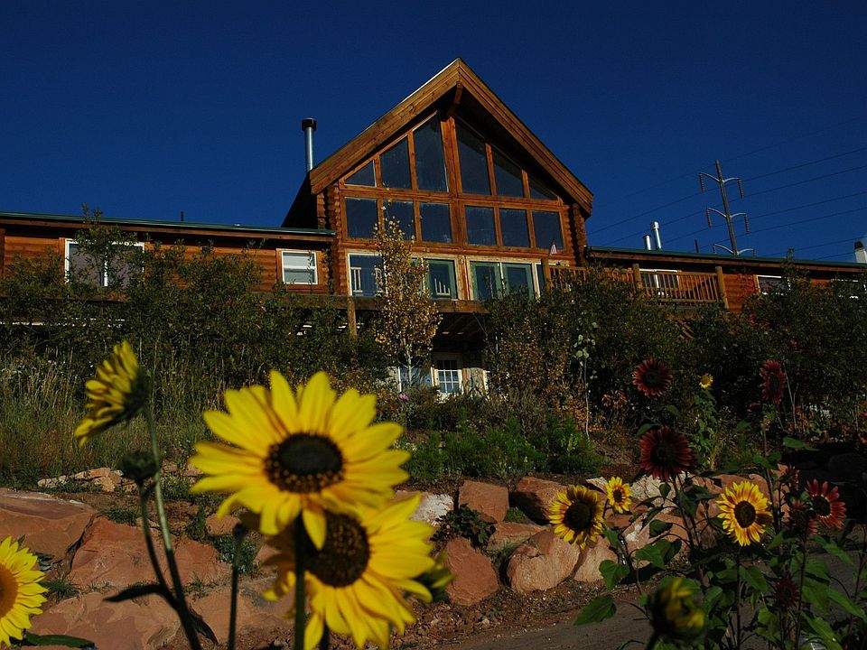 1st image of 3750 Wagon Wheel Way