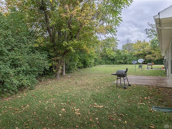 4th image of 340 Glenside Ct