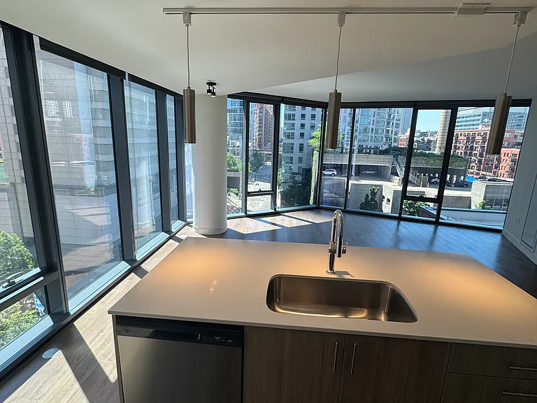 344 N Canal St #2713 — Photo 6