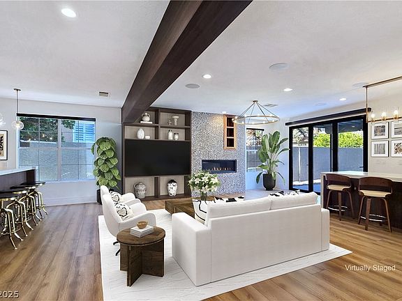 3rd image of 9516 Grand Canal Dr