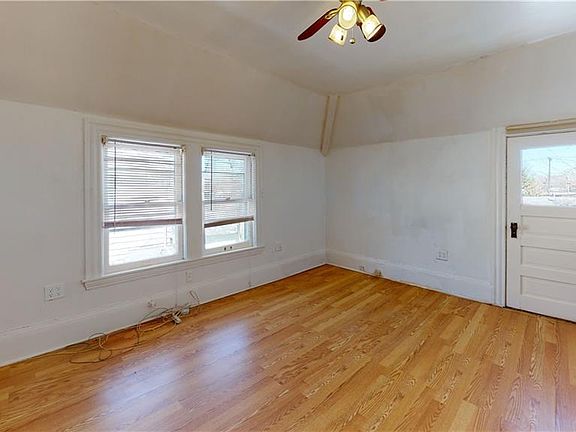 5th image of 1467 Coutant Ave