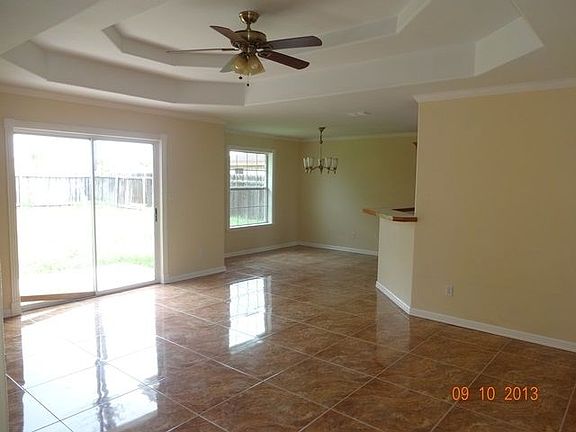 4th image of 1385 Pinion Dr
