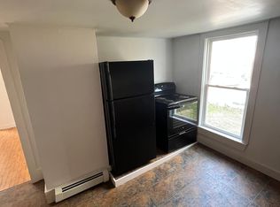 136R Highland St APT 1, Portland, ME 04103