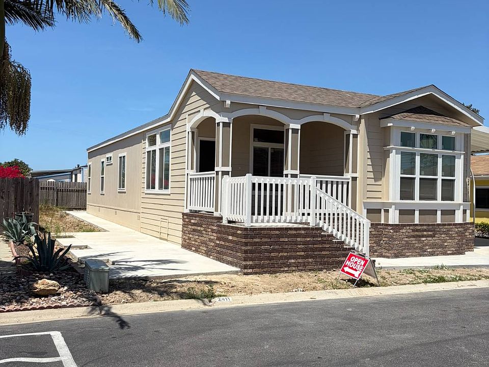 1st image of 2475 Apple Ln #129