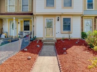 8718 Susquehanna St, Lorton, VA 22079