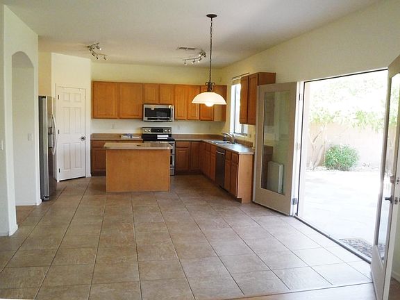 5th image of 4032 E Angela Dr