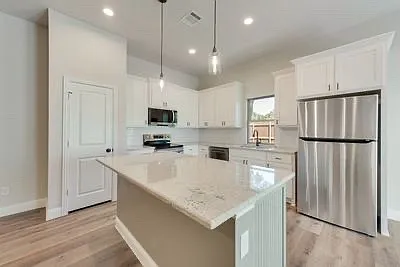 100 W Holford St #1153 — Photo 3