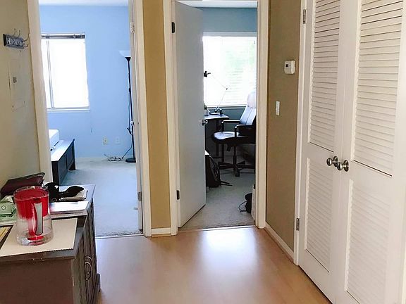 4th image of 2032 S Delaware St #2032