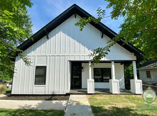 32 Pendleton Rd, Greenville, SC 29611