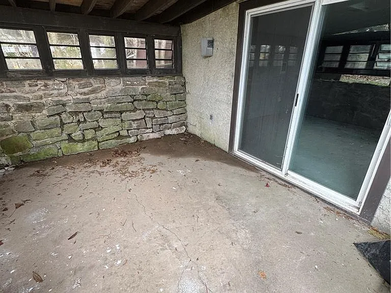 702 Walnut St #1 — Photo 15
