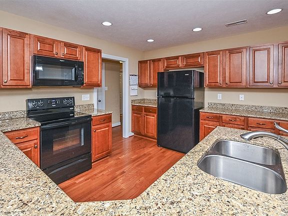 5th image of 5128 Jenkins Forest Ln