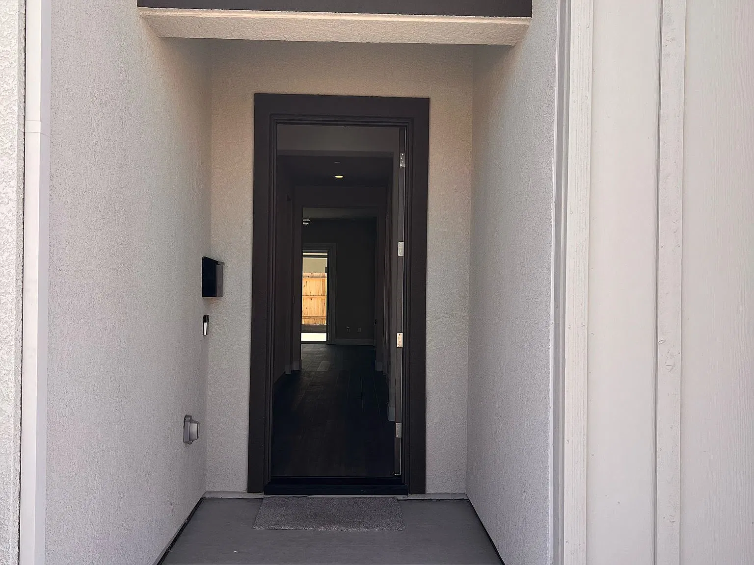 2 bed, 1600 sqft, $2,800 — Photo 2