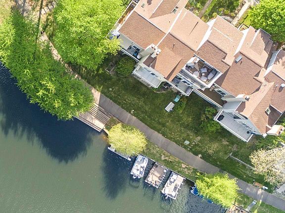 4th image of 11163 Lake Chapel Ln