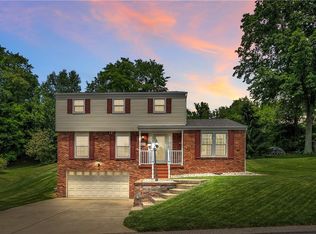 9253 Douglas Fir Dr, Pittsburgh, PA
