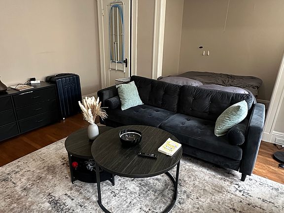 4th image of 125 Park Dr APT 28