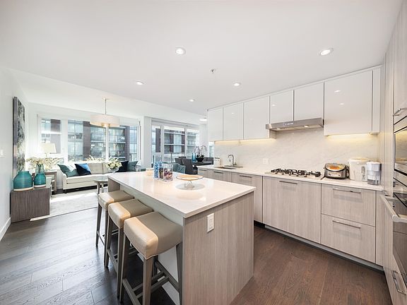 5th image of 8160 McMyn Way #709