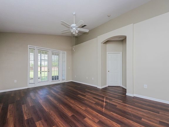2nd image of 1506 Sun Meadow Dr