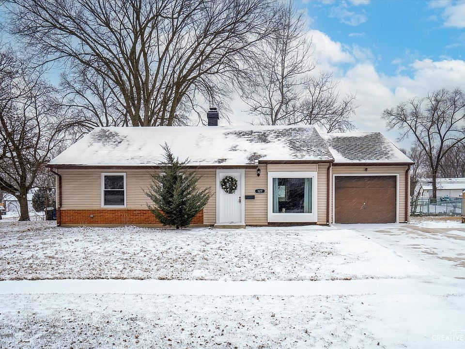 1st image of 127 Crestwood Dr