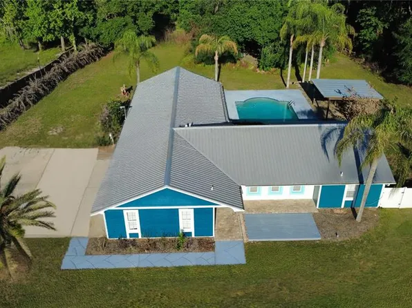 245 Country Circle Dr E, Port Orange, FL 32128