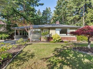2104 Wenman Dr, Saanich, BC V8N 2S2