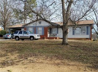 245 Cherokee Ln, Salisbury, NC 28147