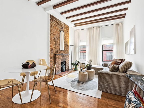 2nd image of 431 W 54th St APT 5B